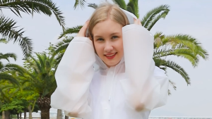 150gThick Raincoat Portable Card Raincoat Reusable Thickened Adult Raincoat Outdoor Raincoat Waterproof for Women Men To Prevent Rainstorm