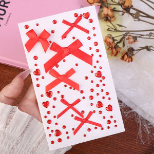 สติ๊กเกอร์เพชรคริสตัลผีเสื้อแบบมีกาวในตัวสติกเกอร์ติดรอยสักชั่วคราวใบหน้าแบบ DIY สำหรับอุปกรณ์ตกแต่งเครื่องสำอางประจำวันบนเวที