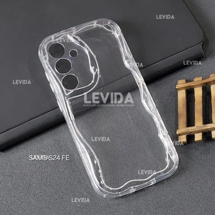 Softcase%20Silikon%20Bening%20Melting%20Case%20Gelombang%20Samsung%20S24%20FE%20-%20Image%203