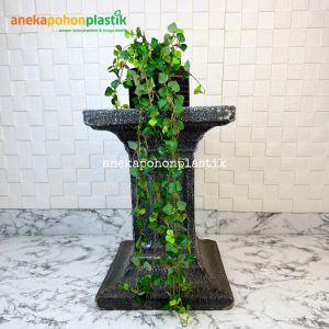 Tanaman Hias Artificial Daun Juntai Devil Ivy Pot Kotak Motif Kayu Dekorasi Hambalan Hiasan Ruang Tamu