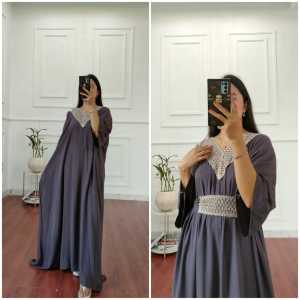 FASHIONGRAMM-Sophia Kaftan Gamis Marun Cringkle Airflow Kaftan Mulim Dress Mulimah Jumpsuit Muslim Terbaru Gamis Lebaran 2023 Terlaris Ramadhan Sale