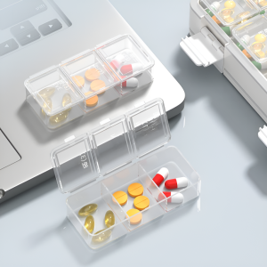 ganze011 Medication largecapacity pill box Three meals a day divided and sealed portable pill box