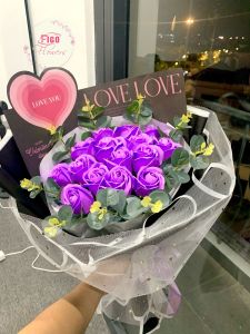 ( Tặng thiệp + Túi quà ) Set hoa hồng FIGO tím