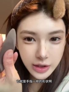 Bộ 2 Mút Trang Điểm Cắt 1 Vát Bông Mút Tán Kem Nền Kem Che Khuyết Điểm Cao Cấp Mềm Mịn Tạo Khối Và Bắt Sáng Chính Xác