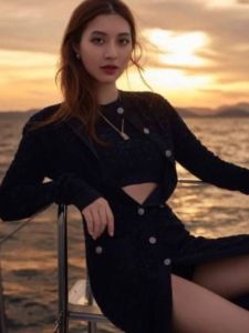 P006-019 PIMNADACLOSET - Long Sleeve Crew Neck Button Down Smock Waist Front Pockets Woven Stripe Spandex Dress