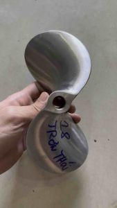 Chân vịt inox AB 18hp trơn thái chân vịt 2 cánh máy xăng inox 304