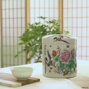 【Wuxih】Jingdezhen ceramic rice bowl 10 jin rice barrel cover sealed tank rice storage tank household flour barrel pest control  porzingis.sg