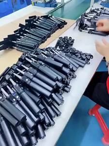 2026 Bán Nóng [ Được vận chuyển từ Trung Quốc ]R1S Chụp ảnh tự sướng bằng Bluetooth trên điện thoại di động   Giá đỡ livestream dạng đứng giá đỡ để bàn chân máy tự chụp tích hợp. B3