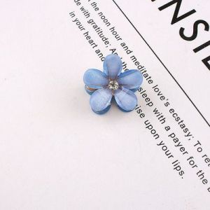 Lovely Meadow 1 Pcs Korean Camelia Small Hair Clip山茶花抓夹