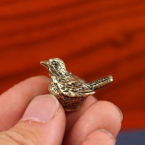 JAYQQ Đồ trang trí bàn làm việc Tượng chim sẻ bằng đồng thau Mini Đồ trang trí hình chim Được cá nhân hóa Tượng chim Quà Giáng Sinh