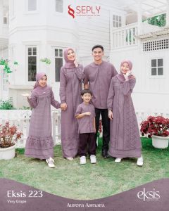SEPLY SARIMBIT KELUARGA EKSIS 223 VERY GRAPE