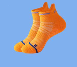 Kaos Kaki Olahraga Tebal Pria Wanita Pendek Semata kaki Mens Womens Ankle Socks Kaos Kaki Futsal Basket Running Yoga Gym Fitness SCH097