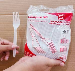 ช้อน - ส้อม พลาสติก ใหญ่ สีขาว - สีใส - สีดำ ยี่ห้อSB ยกหิ้ว 20 แพค