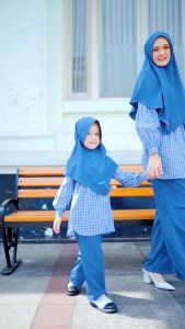 Set Ayumi (Tunik+celana+hijab) by Noura
