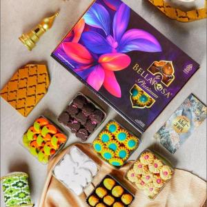 PAKET PLATINUM KUE LEBARAN MURAH BELLAROSA ISI 6 KUE KERING - CITRA JAYA ACC