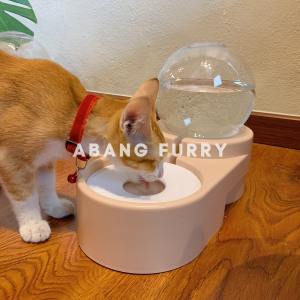 Abang Furry • READY STOCK【2IN1】Auto-Refill Crystal Ball Drinking Pet Bowl for Cat Dog Water Bowl Air Mangkuk Kucing 2合1水晶球自动宠物猫狗饮水器食碗