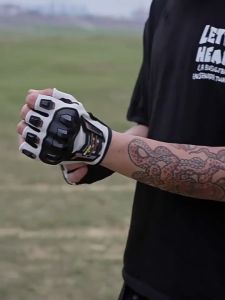 Half-finger Motorcycle Gloves for Men Wome Waterproof Breathable Anti Slip Wear-resistant Outdoor Sports Riding&cycling Gloves 1Pair Drving Sunscreen Performance Gloves Motocross Protective Gears
