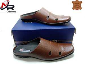 ZAMAY97 Sandal Selop Bustong Kulit Pria | Sandal Selop Kulit Pria DBEZ | Sandal Selop Pria Kulit | Sandal Selop Pria | Sandal Selop Pria Kulit | Sandal Selop Kulit | Sandal Selop Bustong Pria | Sandal Selop Bustong Kulit