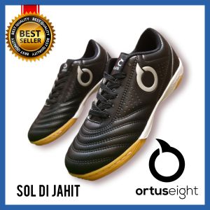 SEPATU FUTSAL ORTUSEIGHT SIZE 34 - 43 SOL KARET DI JAHIT SEKELILING / SEPATU PUTSAL ORTUSEIGHT / SEPATU FUTSAL ANAK DAN DEWASA SEKOLAH PRIA HITAM MURAH / SEPATU OLAHRAGA FUTSAL INDOOR SOCCER RUNNING VOLI PINGPONG