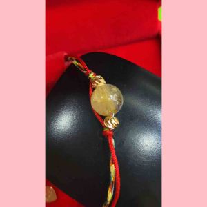 HOÀN TIỀN 15% - Vòng tay chỉ đỏ + chỉ ngũ sắc nhà Phật may mắn bình an mic cùng hạt đá thạch anh tóc thiên nhiên