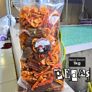 kerupuk seblak campur/ Aneka seblak mix pedas kemasan isi 1kg