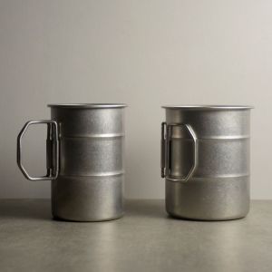 ANHEY Folding Handle Stainless Steel Camping Mug Heat-resistant Oil Barrel Shape Portable Outdoor Drinking Cup Rust-proof Anti-scald Vintage Water Cups Photography Props
