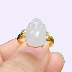 Crafted as Pixiu on Natural Type A Jadeite Jade set on 18k gold as Ring - Finger Size 15.5 mm - certificate weighs 2.81 grams measurement 13.2 * 9.3 * 6 mm (18kring34)