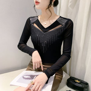 Yimei 2024 Áo thun lưới cổ chữ V Mới Mùa Xuân Áo kim cương nổi bật lấp lánh công nghiệp nặng rỗng thời trang Áo chui đầu màu xanh dài tay giảm béo đa năng