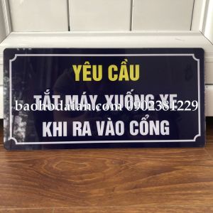 Bảng Yêu cầu tắt máy xuống xe chất liệu mica kích thước 15 x 30