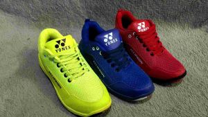 SEPATU BADMINTON YONEX. PROMO SEPATU BADMINTON. SEPATU BULUTANGKIS. SEPATU BATMINTON TERMURAH
