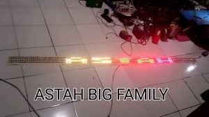 Lampu Strobo kaca 4 baris text wifi led rapat hitam atau putih