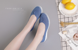 รองเท้าผ้าแคนวาส สีขาว รองเท้าสวม รองเท้าทำงาน พยาบาล รองเท้าคัชชู ฮอต - รองเท้าสลิปออน พร้อมส่ง