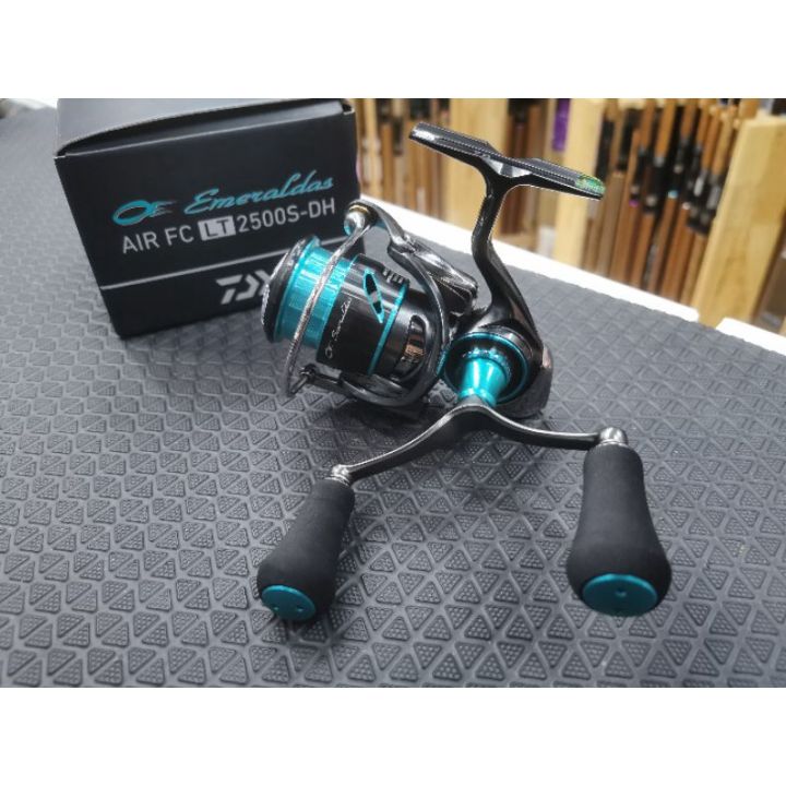 リール Daiwa Emeraldas AIR FC LT 2500S Daiwa 21 Emeraldas Air FC LT2500S-DH Spinning Reel Japan New