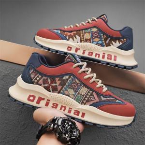 Lilyshoes รองเท้าผู้ชาย2025รองเท้ากีฬาลำลองผู้ชายแบบใหม่รองเท้าลำลองผ้าพิมพ์ลายตาข่ายแฟชั่นตัดต่ำรองเท้ากีฬาใส่สบาย