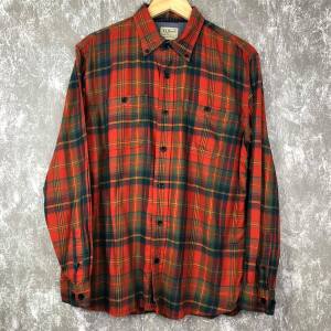 เสื้อเชิ้ตลายสก็อตมือสอง