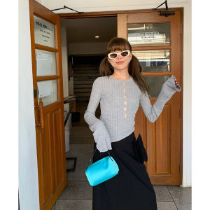 UNITY MODE Dopamine Hollow Design เสื้อตัวในขนสัตว์สิบสามบรรทัดต้นฤดูใบไม้ผลิสีดำเสื้อสเวตเตอร์ทรงสลิมสำหรับผู้หญิง