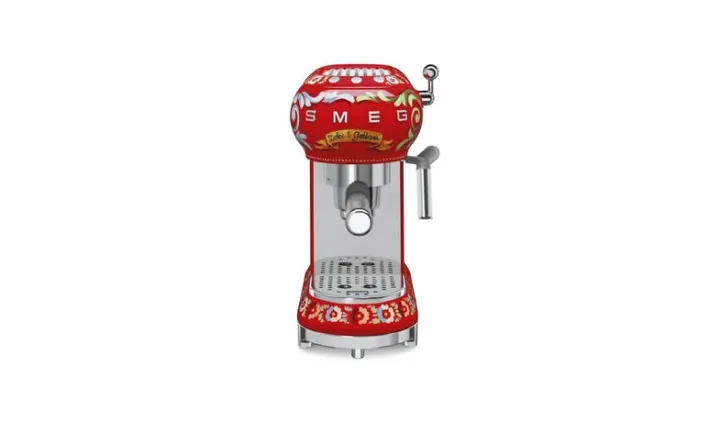 %5BFREE%20SHIPPING%5D%20Smeg%20Espresso%20Coffee%20Machine%20ECF01DG%20/%20ECF01DGUK%20(Dolce%20&%20Gabbana)%20-%20Image%204