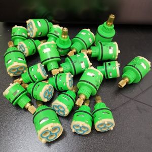Lõi vòi hoa sen chuyển 3 chế độ sen cây - Dụng cụ chia nước óc sen cây