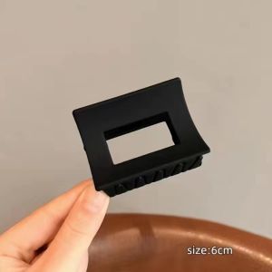 Zy Fashion Korean Style Black Series Hair Clip claw for women elegant Shark Clip Fashion Girl Hair Clamp