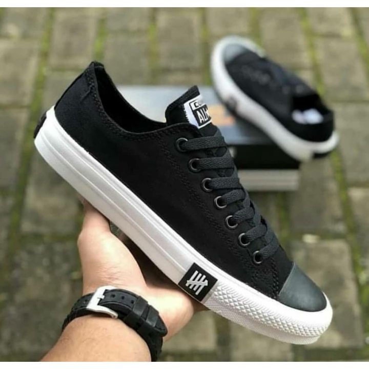 Converse clearance undefeated original