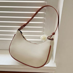 1805 ( READY STOCK ) PU SLING BAG EU FASHION HOUSE