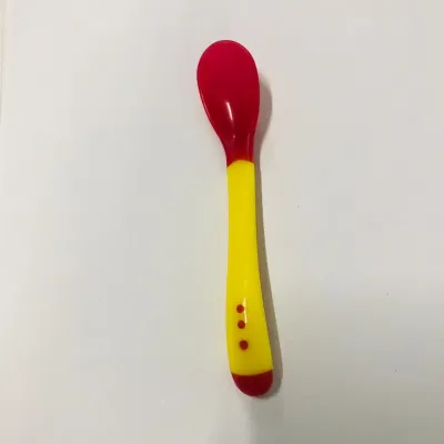 ✧YUKSHOPING✧ R577 Sendok makan bayi / sendok garpu Sensor Panas silikon / Peralatan Makan Bayi R577
