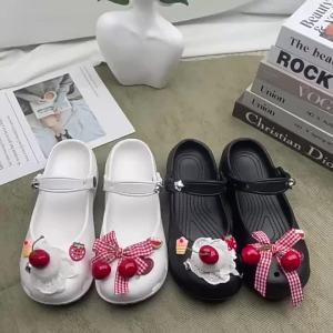 [Free Shipping] Ballet-Style Clogs Korean-Style WomenS Summer Closed-Toe Lightweight Sandals 2026 New Outdoor Beach Shoes