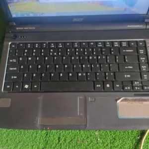 Laptop Acer Aspire 4736Z win 8.1 pro ram 3 gb