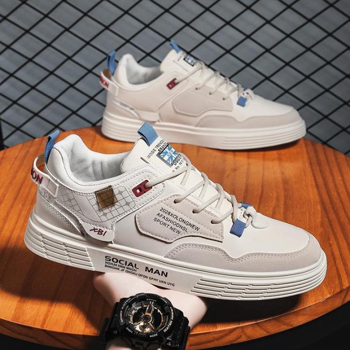 Giày Thể Thao Unisex: Lựa Chọn Hoàn Hảo Cho Phong Cách Thời Trang Hiện Đại
