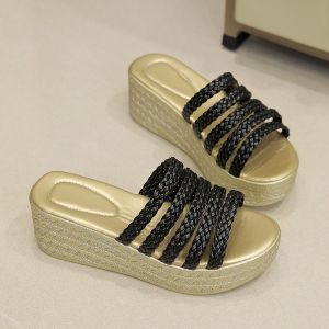 [Free Shipping] Stylish And Unique Woven Platform Sandals With A Thick Sole Waterproof Design And Rhinestone Straps Perfect For Summer Wear