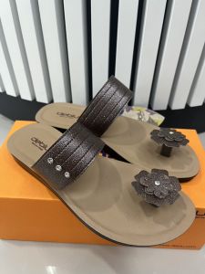 C รองเท้าเพื่อสุขภาพ รองเท้าผู้หญิง รองเท้าแตะ รองเท้าแตะแบบสวม deblu เดอบลู รุ่น BD L5008 ไซส์ 36-41 มีสี น้ำตาล ครีม ดำ