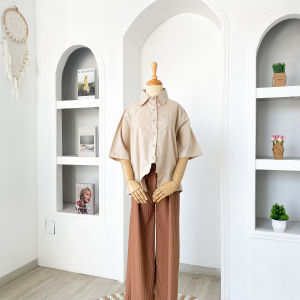 FUJI SHIRT - FLOTTILICIOUS / baju wanita kerja / korean style / atasan wanita crop / kemeja pendek / fashion outfit kekinian / tangan pendek / non hijab / katun paris