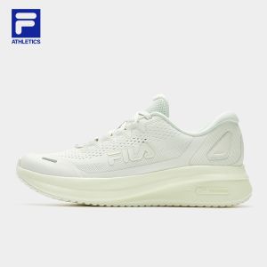 FILA CORE ATHLETICS FITNESS Women Sneakers (Black / White)