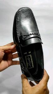 Sepatu Casual Pria / Sepatu Kulit pria / Sepatu Slip On Kulit Pria / Sepatu Santai Kulit Pria / Sepatu Formal Pria Kulit / Sepatu Kerja Pria Kulit